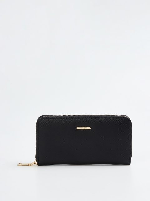 

Ginger by Lifestyle Women Black Solid Zip Around Wallet