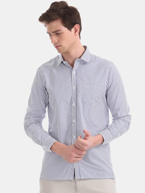 

Excalibur Men White & Navy Blue Regular Fit Checked Formal Shirt