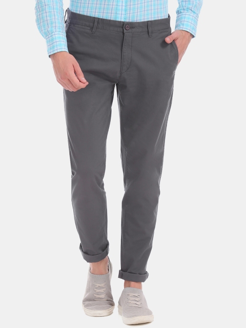 

U.S. Polo Assn. Men Grey Regular Fit Solid Regular Trousers