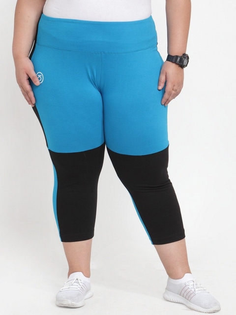 

plusS Women Turquoise Blue & Black Colourblocked Regular Fit Capris