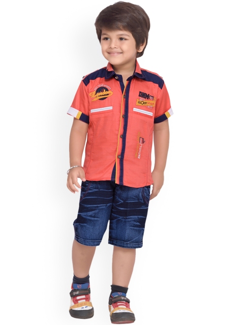 

Aj DEZInES Boys Red & Blue Printed Shirt with Shorts