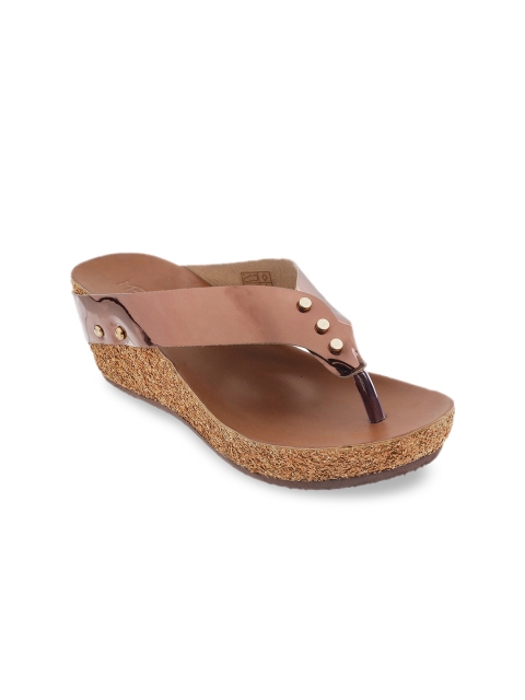 

Metro Women Rose Gold Solid Wedges