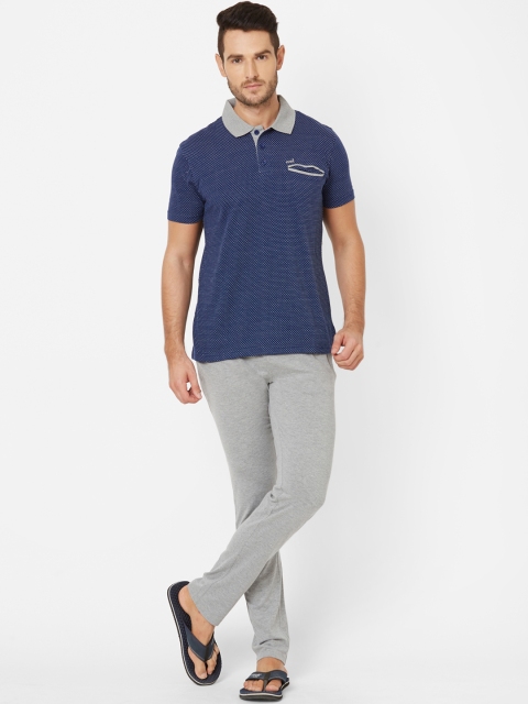 

Sweet Dreams Men Navy Blue & Grey Solid Night suit
