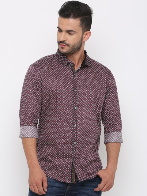 

WITH Men Maroon & Black Regular Fit Printed Casual Shirt