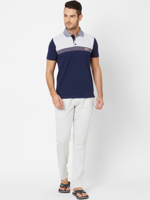 

Sweet Dreams Men Navy Blue & Off-White Solid Night suit