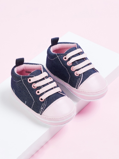 

Fame Forever by Lifestyle Girls Blue Sneakers