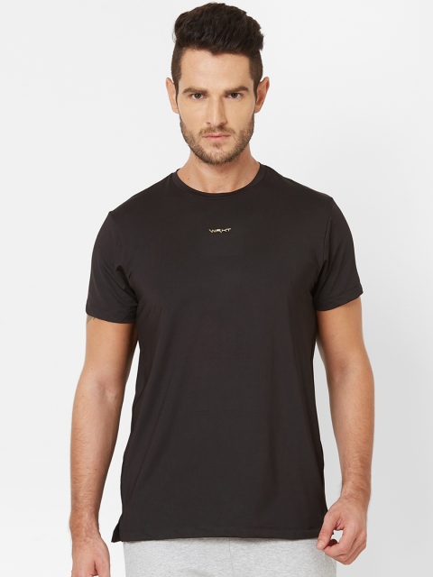 

Sweet Dreams Men Black Solid Round Neck T-shirt