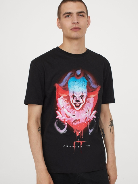 

H&M Men Black I.T Printed T-shirt