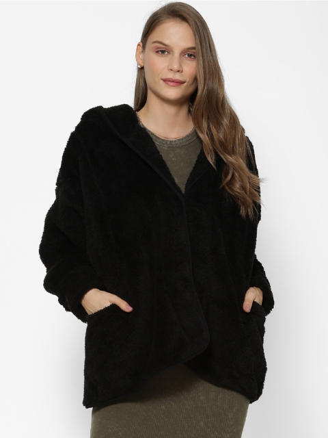 

FOREVER 21 Women Black Solid Open Front Jacket