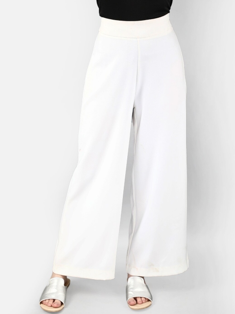 

COVER STORY Women White Regular Fit Solid Regular Trousers