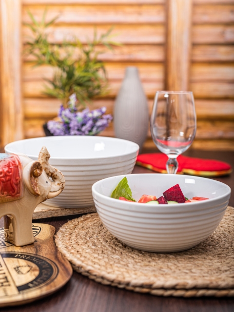 

GOODHOMES Set Of 2 White Textured Seven Sea Porcelain Round Serving Bowls