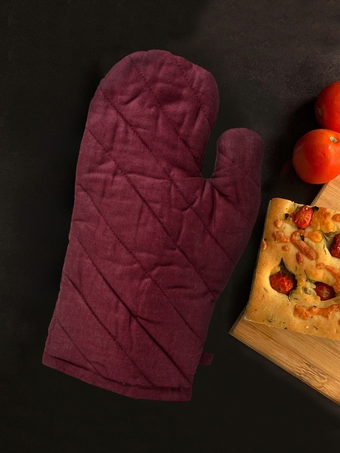 

KLOTTHE Set of 2 Assorted Solid Oven Gloves