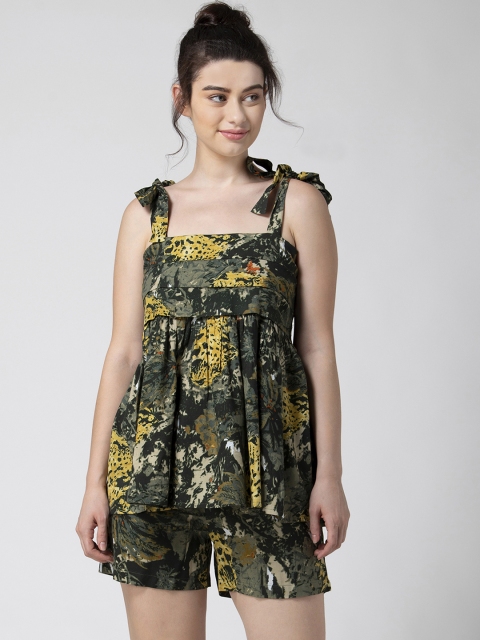 

ADORENITE Women Green & Yellow Printed Night Suit