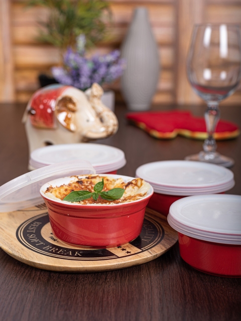 

GOODHOMES Set Of 4 Red Solid Seven Seas Stoneware Ramekin Bowls With Lid