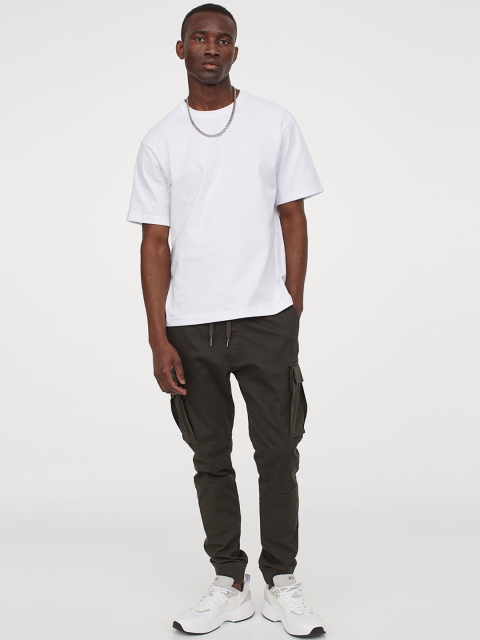 

H&M Men Olive Solid Cotton Cargo Joggers