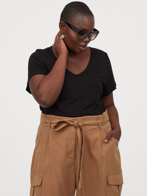 

H&M+ Women Black Solid Jersey Top