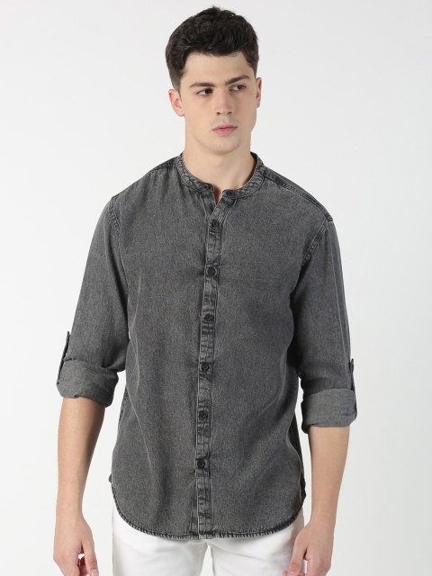 

Blue Saint Men Charcoal Grey Regular Fit Solid Casual Shirt