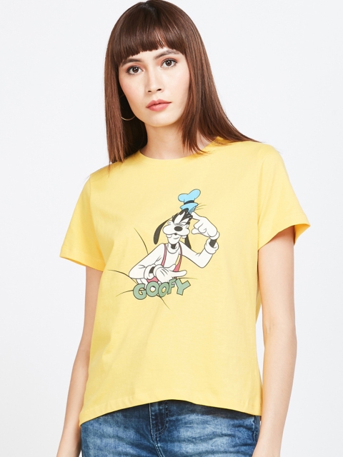 

Ginger by Lifestyle Women Yellow Printed Top