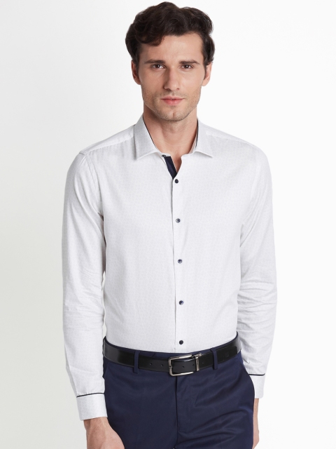 

RICHARD PARKER by Pantaloons Men Off-White Regular Fit Printed Formal Shirt