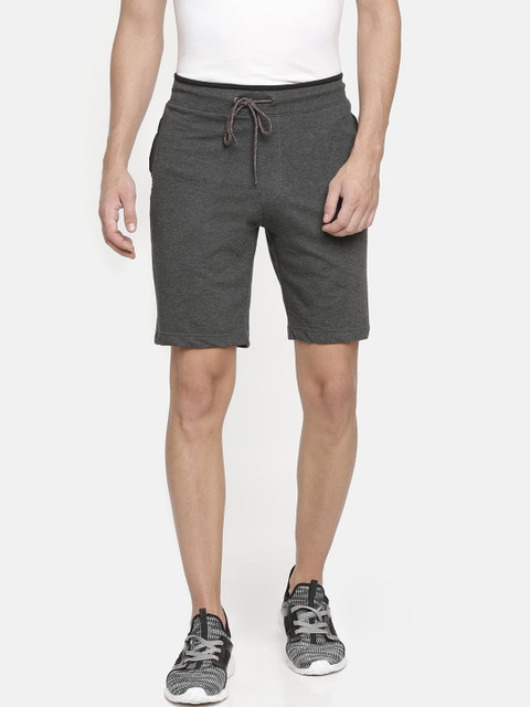 

Macroman M-Series Men Charcoal Solid Regular Fit Regular Shorts