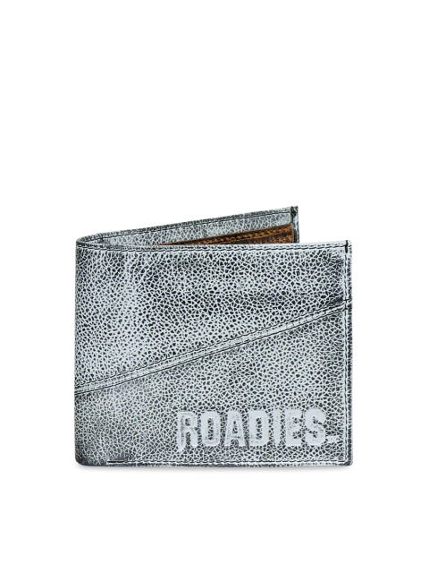 

Justanned Men Grey Textured Leather Two Fold Wallet
