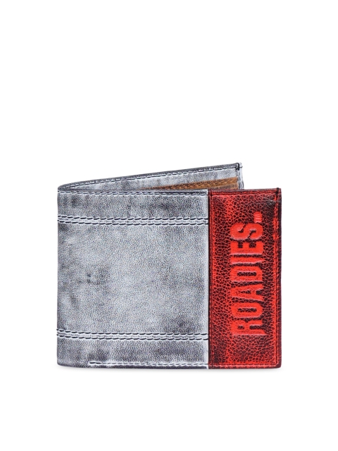 

Justanned Men Grey Textured Leather Two Fold Wallet