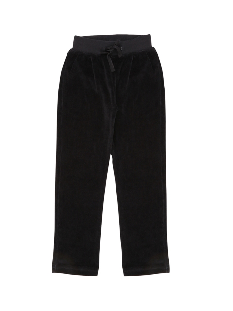 

CHALK by Pantaloons Girls Black Solid Velvet Straight-fit Track Pants