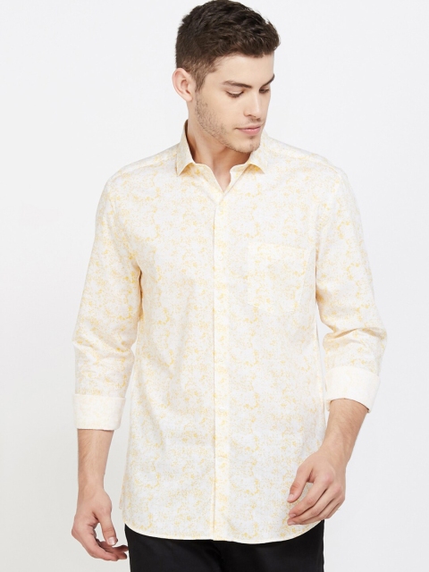 

CODE by Lifestyle Men Yellow Slim Fit Printed Casual Shirt