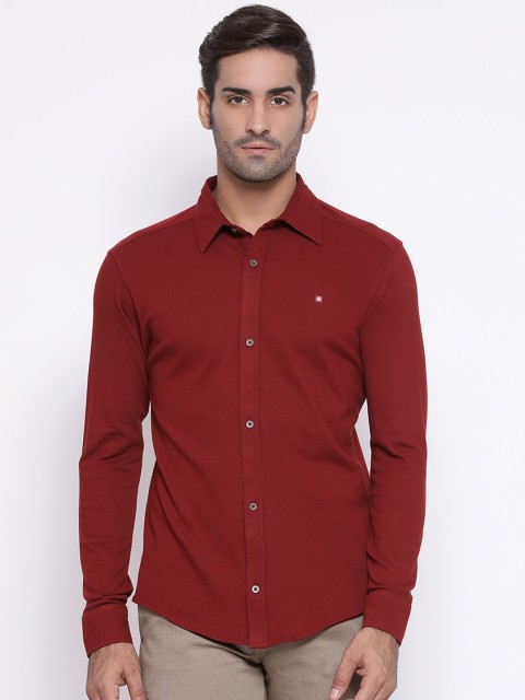 

SWISS MILITARY Men Burgundy Smart Regular Fit Solid Casual Shirt
