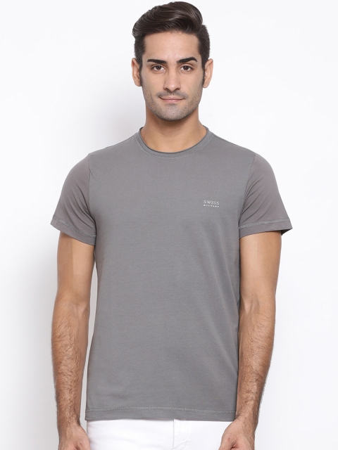

SWISS MILITARY Men Grey Solid Round Neck T-shirt