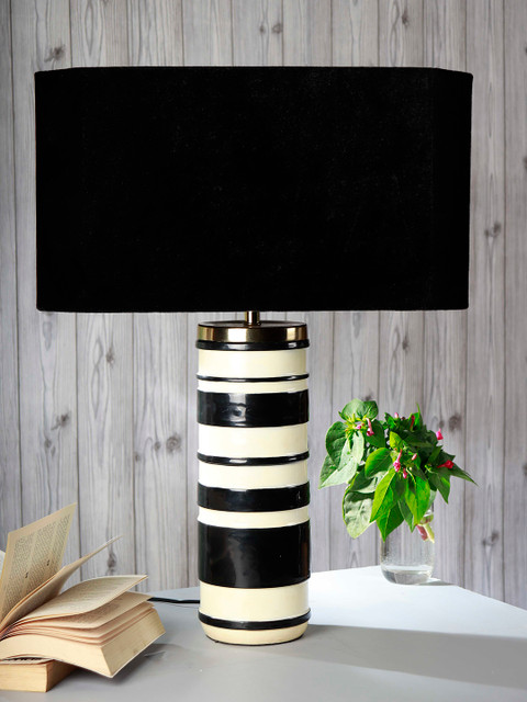

Grated Ginger Black Self Design Handcrafted Table Top Lamp with Shade