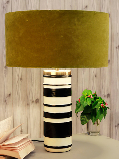 

Grated Ginger Green Self Design Handcrafted Table Top Lamp with Shade