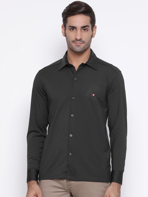 

SWISS MILITARY Men Black Smart Regular Fit Solid Casual Shirt
