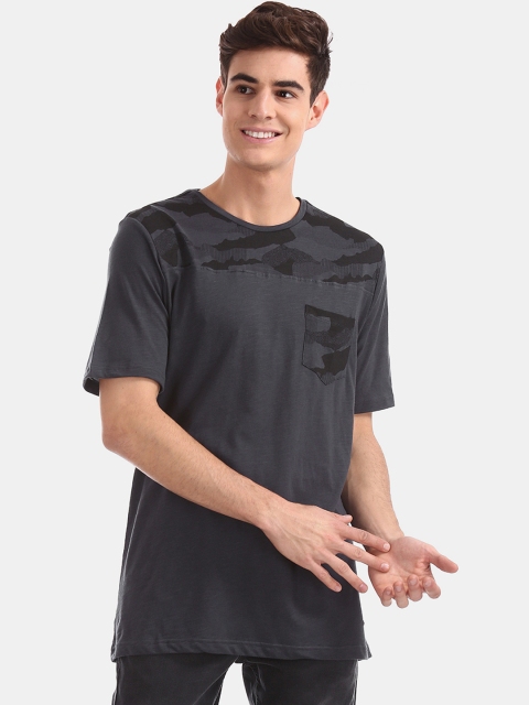

Cherokee Men Navy Blue Printed Round Neck Pure Cotton T-shirt