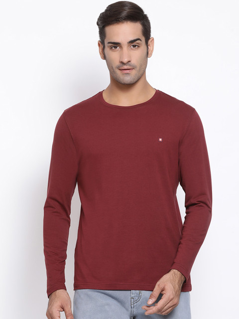 

SWISS MILITARY Men Maroon Solid Round Neck T-shirt