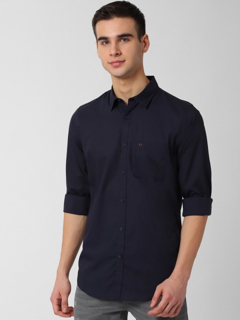 

Peter England Men Navy Blue Slim Fit Solid Viroblock Casual Shirt