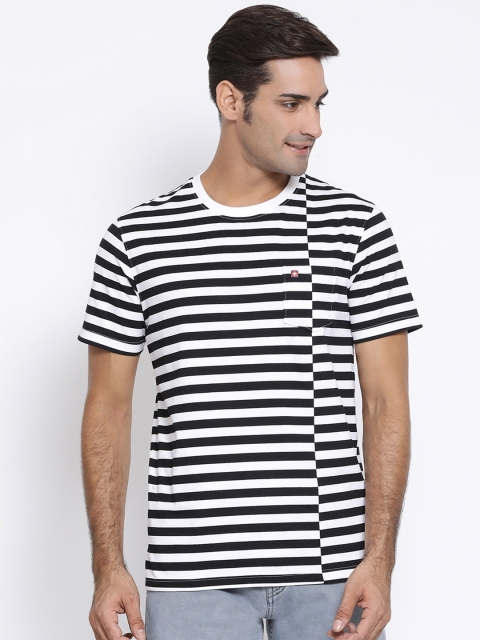 

SWISS MILITARY Men Black & White Striped Round Neck T-shirt