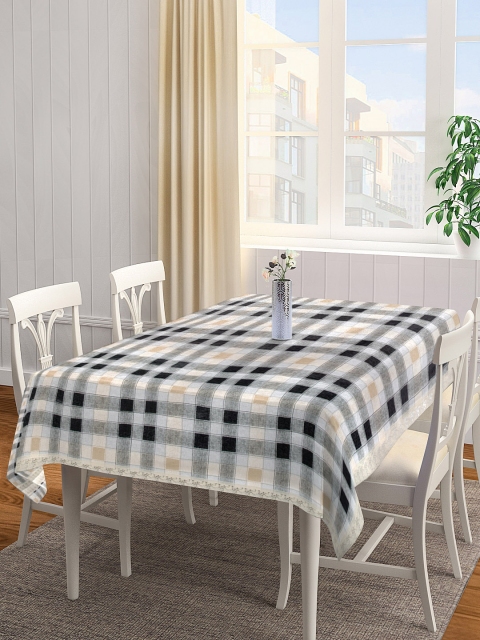 

Clasiko Black & Beige Checked 6-Seater PVC Table Cover