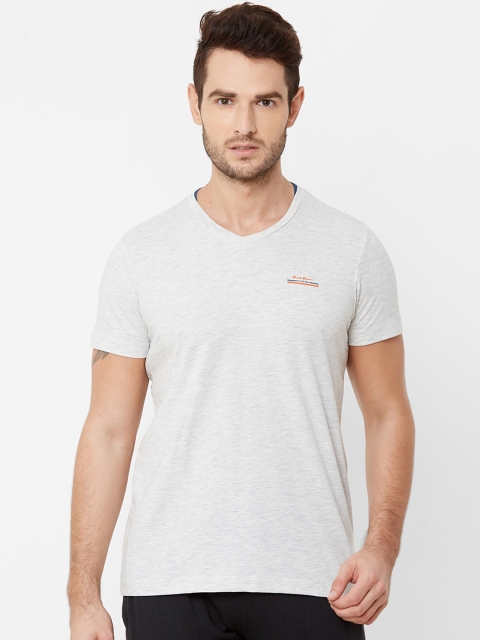 

Sweet Dreams Men White Solid V-Neck T-shirt