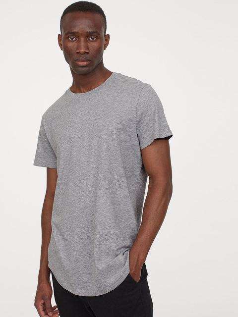 

H&M Men Grey Solid Round Neck T-shirt Long Fit