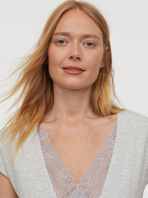 

H&M MAMA Grey Melange Solid Maternity/Nursing Sleep Shirt