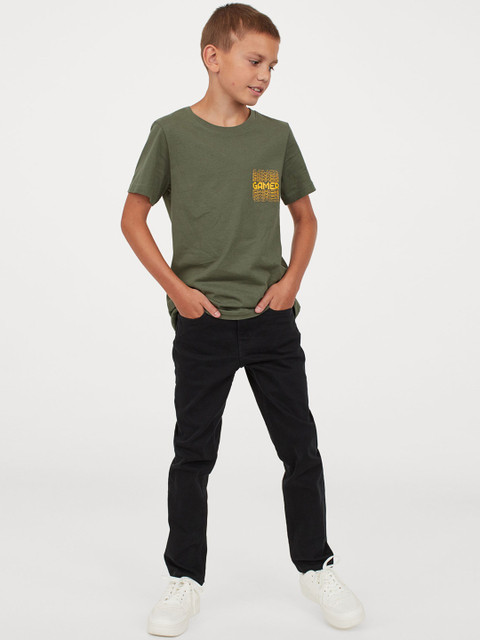 

H&M Boys Black Solid Slim Fit Twill Trousers
