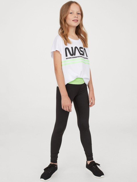 

H&M Girls White & Black Printed 2-Piece Sports Set