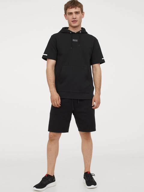

H&M Men Black Solid Sports Top Regular Fit