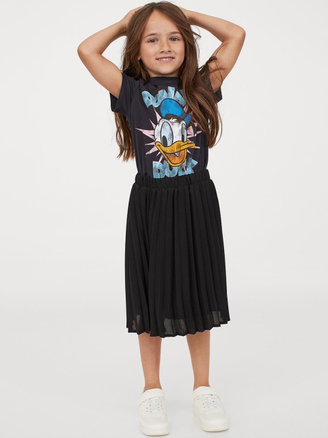 

H&M Girls Black Solid Pleated Skirt