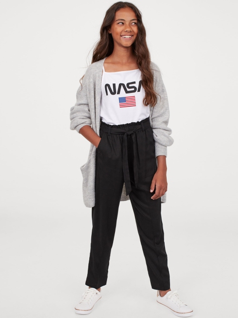 

H&M Women Black Solid Paper Bag Trousers