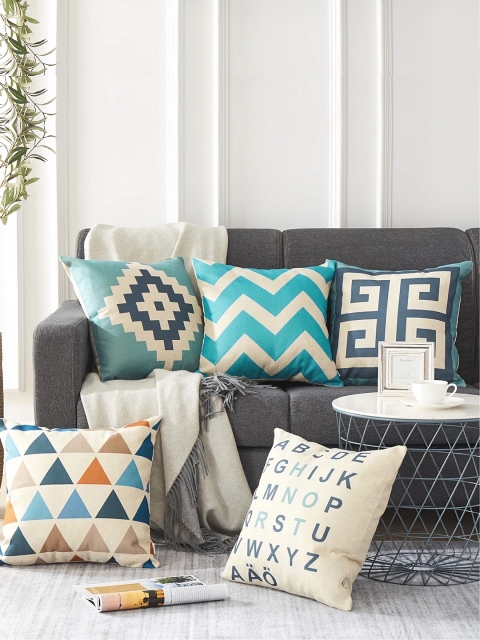 

MODERN HOMES Multicoloured Set of 5 Geometric Square Cushion Covers, Multi