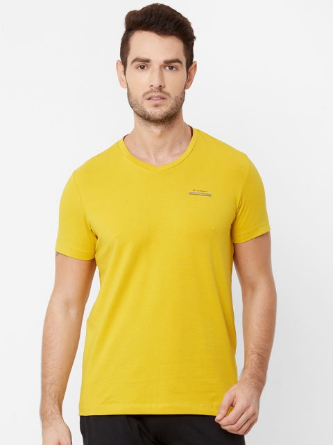 

Sweet Dreams Men Yellow Solid Round Neck Lounge T-shirt
