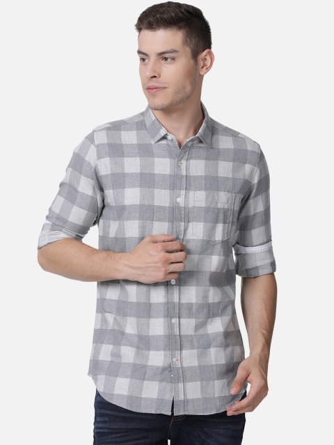 

Mucho Solo Men Grey & White Slim Fit Checked Casual Shirt