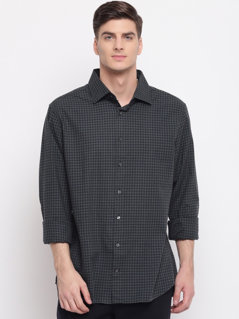 

GANT Men Black & Grey Slim Fit Checked Casual Shirt